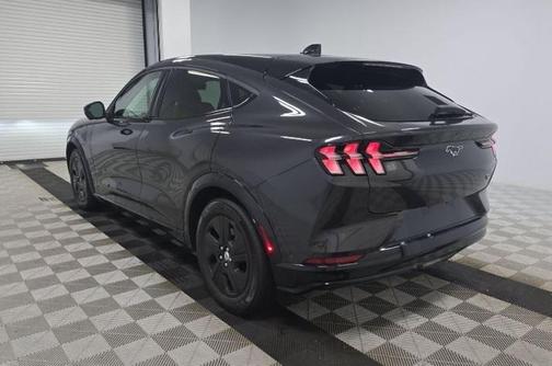 2022 Ford Mustang Mach-E California Route 1