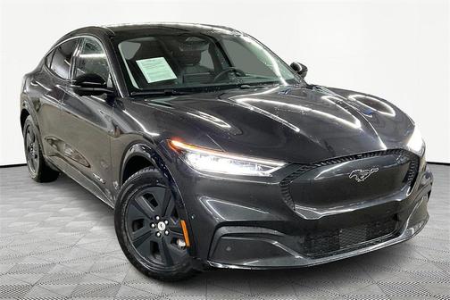 2022 Ford Mustang Mach-E California Route 1