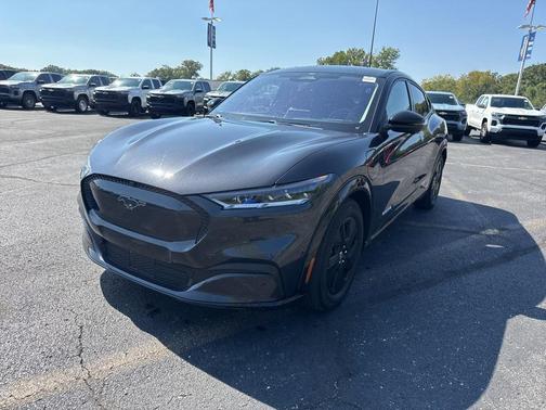2022 Ford Mustang Mach-E California Route 1
