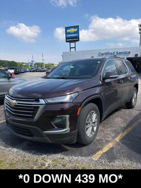 Black Cherry Metallic 2023 Chevrolet Traverse LT Cloth