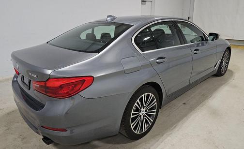 Bluestone Metallic 2019 BMW 530 xDrive