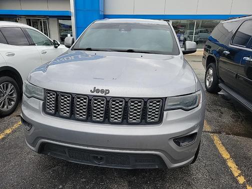 2021 Jeep Grand Cherokee Laredo