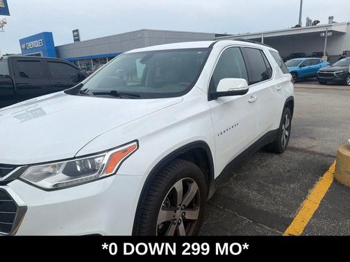 Summit White 2021 Chevrolet Traverse LT Leather