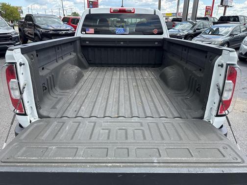2016 GMC Canyon Base