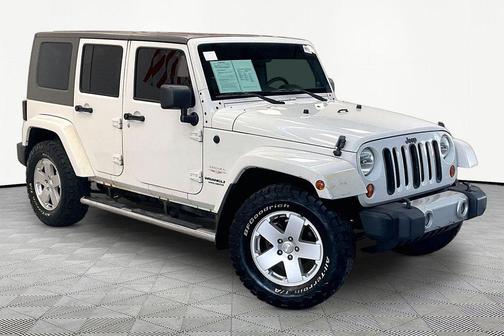 Stone White Clearcoat/Khaki Hard Top 2010 Jeep Wrangler Unlimited Sahara