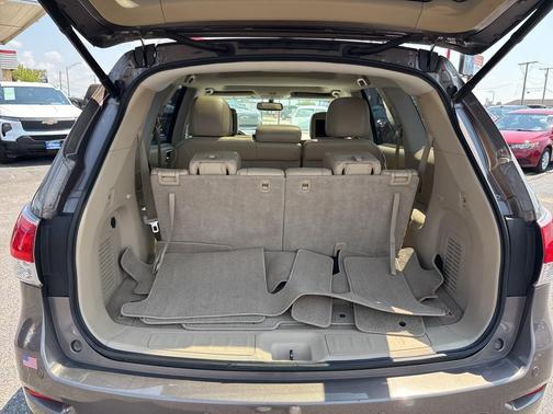 2013 Nissan Pathfinder Platinum