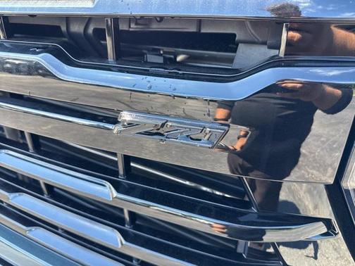 2025 Chevrolet Silverado 2500 LTZ