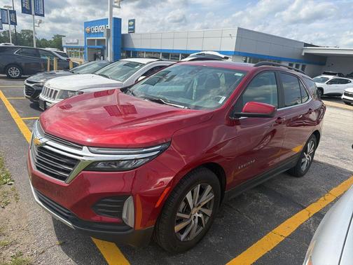 Radiant Red Tintcoat 2024 Chevrolet Equinox 1LT