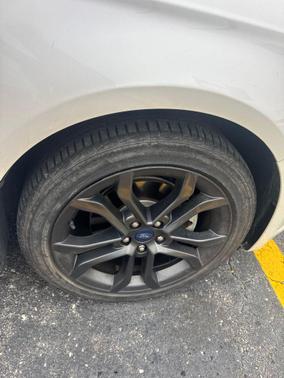 White Platinum Clearcoat Metallic 2018 Ford Fusion SE
