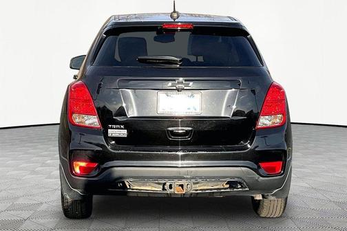 Gb0 2020 Chevrolet Trax LS