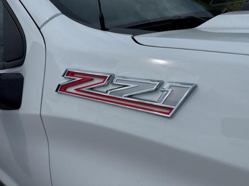 2025 Chevrolet Silverado 1500 Custom Trail Boss