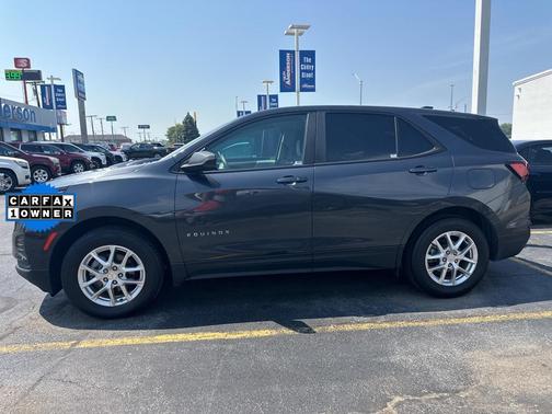 2022 Chevrolet Equinox LS
