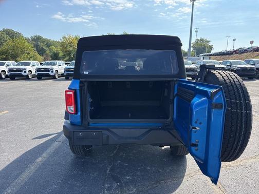 2021 Ford Bronco Base
