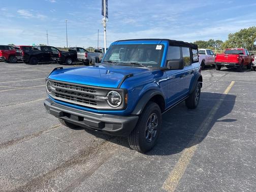 2021 Ford Bronco Base
