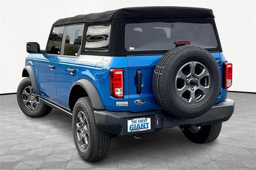 2021 Ford Bronco Base