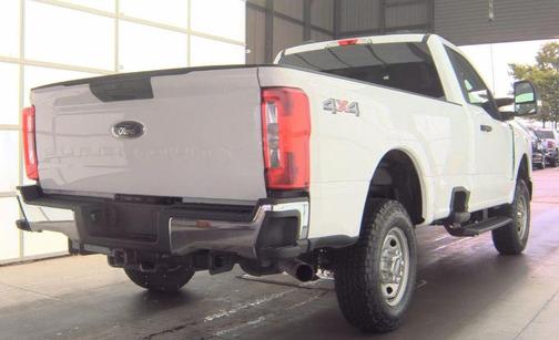 OXFORD WHITE 2023 Ford F-250 XL