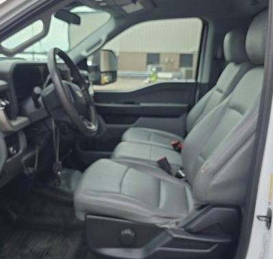 OXFORD WHITE 2023 Ford F-250 XL