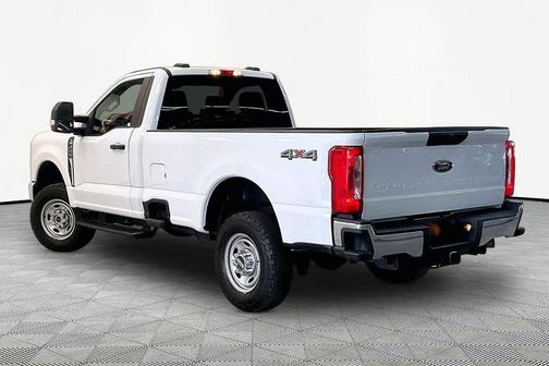 OXFORD WHITE 2023 Ford F-250 XL