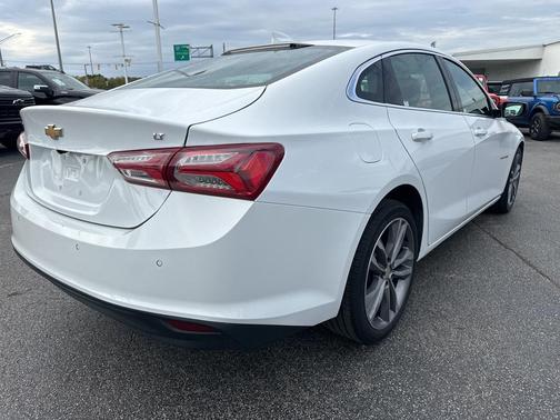 2024 Chevrolet Malibu FWD 2LT