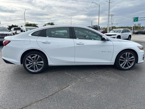 2024 Chevrolet Malibu FWD 2LT
