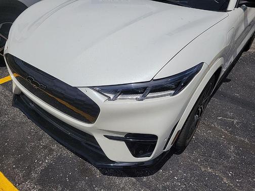 White Metallic 2022 Ford Mustang Mach-E GT