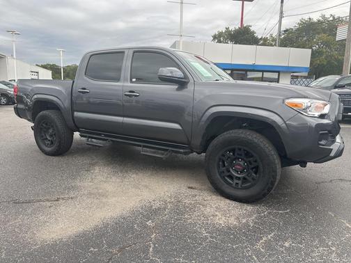 2022 Toyota Tacoma SR