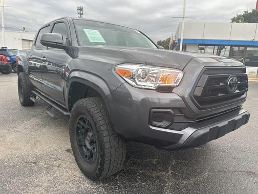 2022 Toyota Tacoma SR