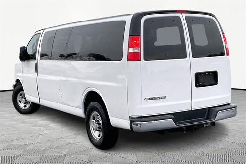 2018 Chevrolet Express 3500 LT