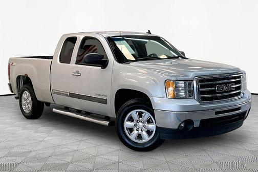 Quicksilver Metallic 2013 GMC Sierra 1500 SLE1