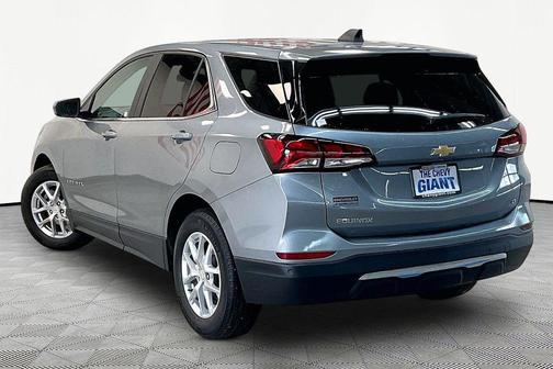 Sterling Gray Metallic 2023 Chevrolet Equinox 1LT