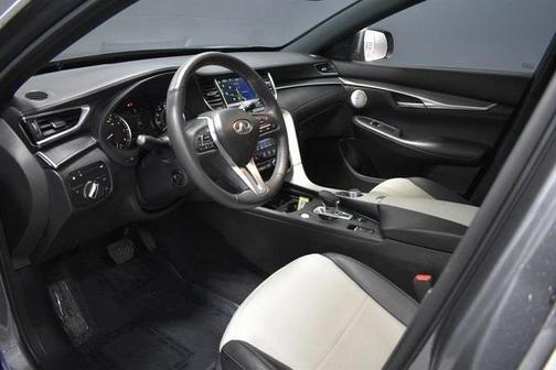 2023 INFINITI QX55 ESSENTIAL