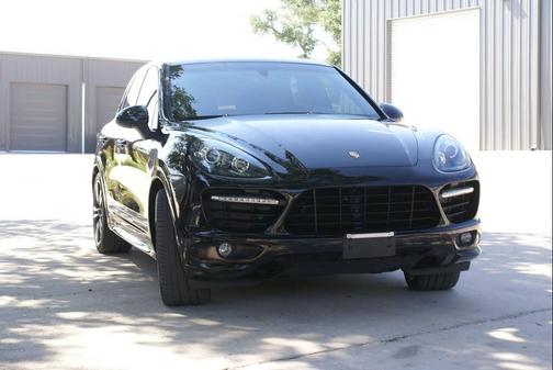 2013 Porsche Cayenne GTS