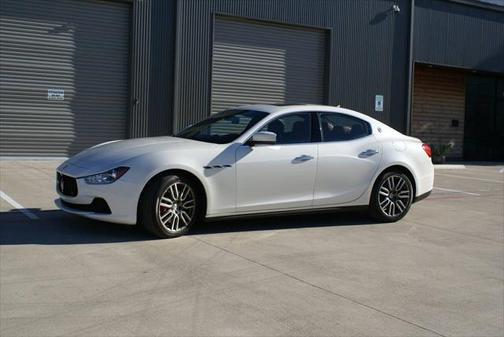 2016 Maserati Ghibli S