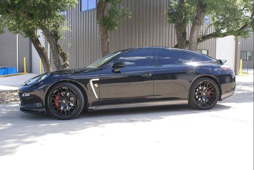 2013 Porsche Panamera 4