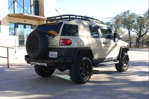 2010 Toyota FJ Cruiser Base