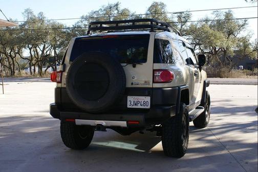 2010 Toyota FJ Cruiser Base