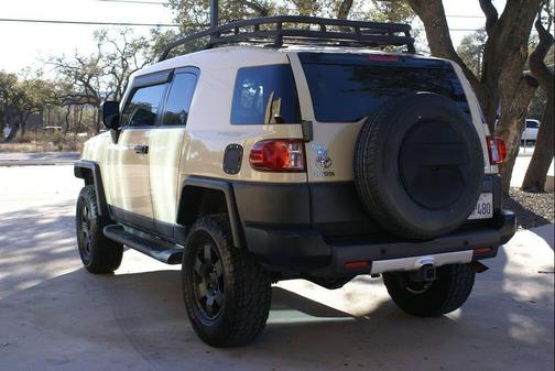 2010 Toyota FJ Cruiser Base