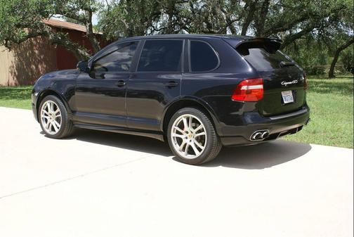 Basalt Black Metallic 2008 Porsche Cayenne GTS