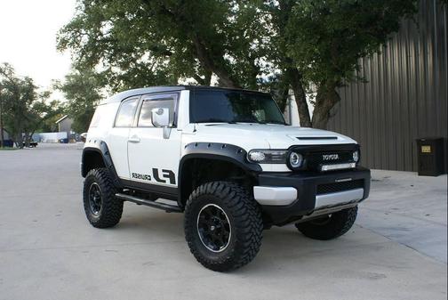 2012 Toyota FJ Cruiser Base