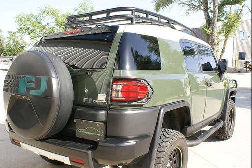 2010 Toyota FJ Cruiser Base