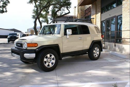 Sandstorm 2008 Toyota FJ Cruiser Base