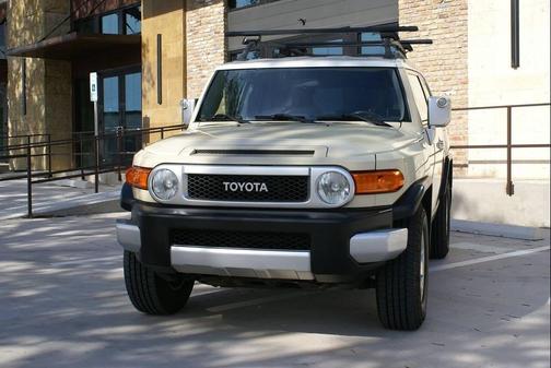 Sandstorm 2008 Toyota FJ Cruiser Base