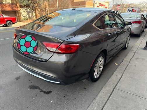 Granite Crystal Metallic Clearcoat 2016 Chrysler 200 Limited