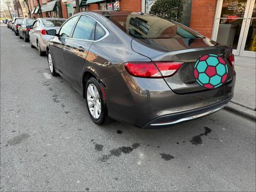 Granite Crystal Metallic Clearcoat 2016 Chrysler 200 Limited