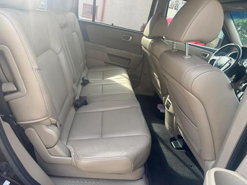 Dark Amber Metallic 2012 Honda Pilot Touring