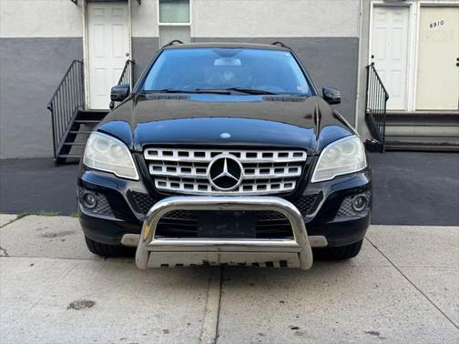 2011 Mercedes-Benz M-Class 4MATIC