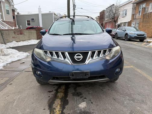 2010 Nissan Murano LE