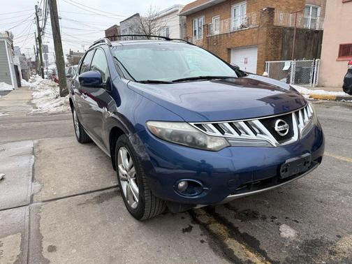 2010 Nissan Murano LE