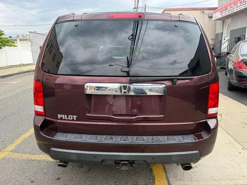 Burgundy 2010 Honda Pilot EX-L