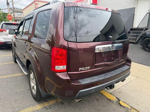 Burgundy 2010 Honda Pilot EX-L
